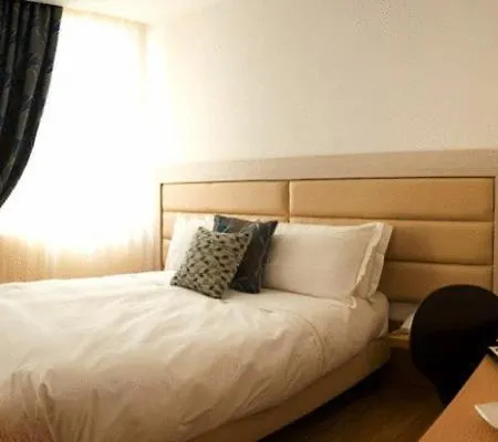 Palazzo Virgilio 4* Brindisi