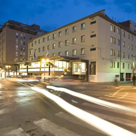 Otel Palazzo Virgilio Brindisi