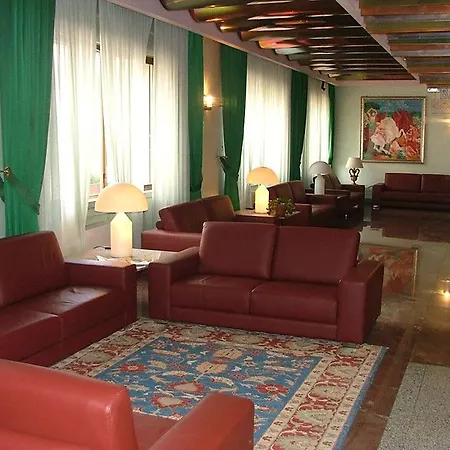 Palazzo Virgilio ברינדיזי