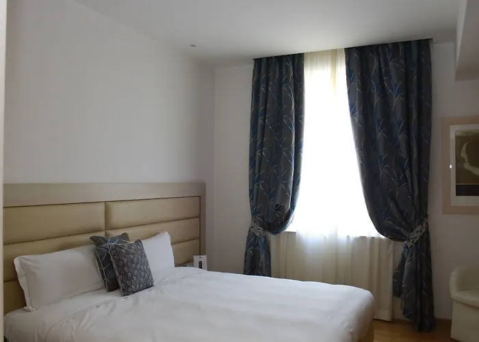 Palazzo Virgilio 4* Bríndisi