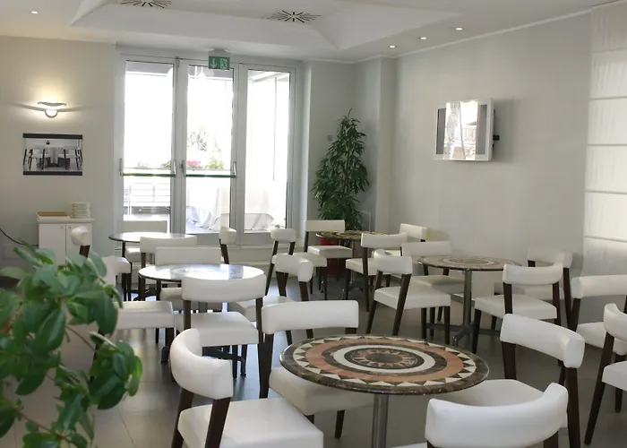 ホテル Palazzo Virgilio ブリンディジ