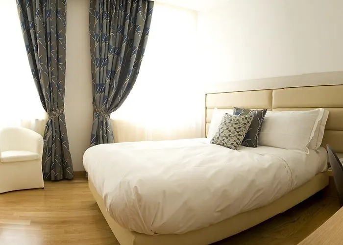 Palazzo Virgilio 4* ブリンディジ