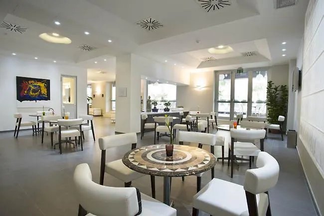 ホテル Palazzo Virgilio ブリンディジ